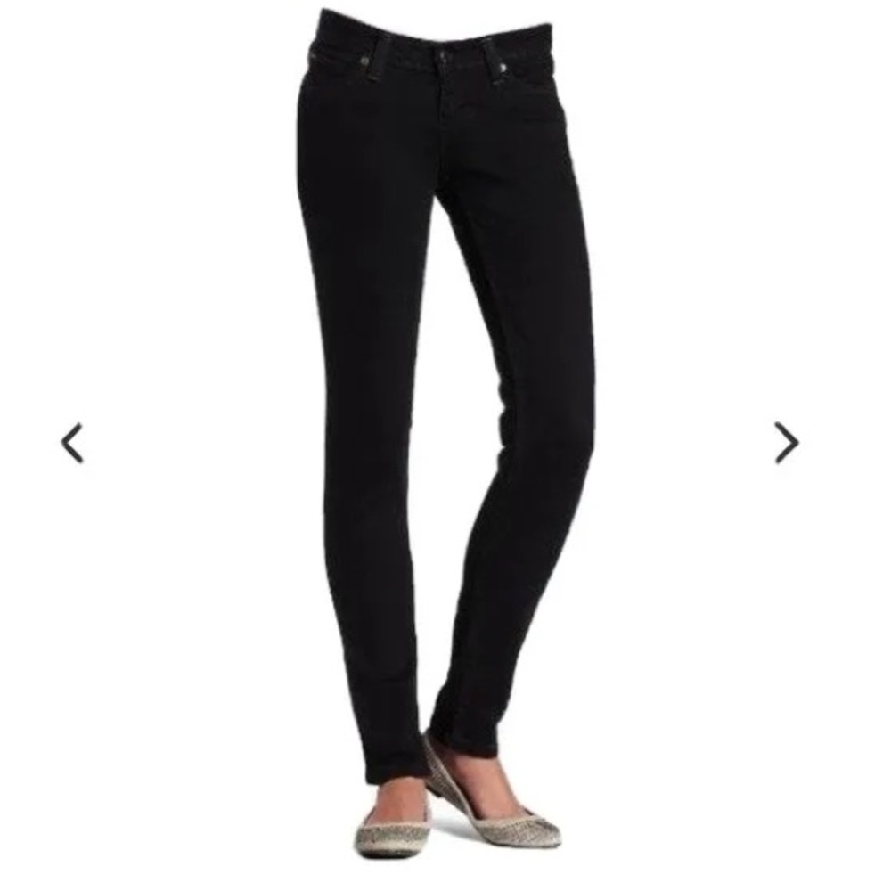 Levi’s Women’s black skinny jeans - mid rise bold curve silhouette